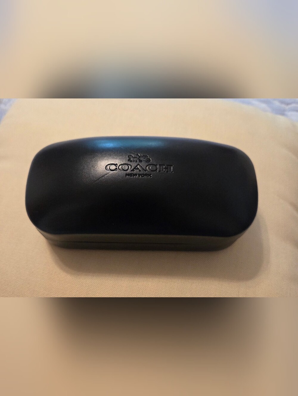 Coach Hard Clamshell Sunglasses Case